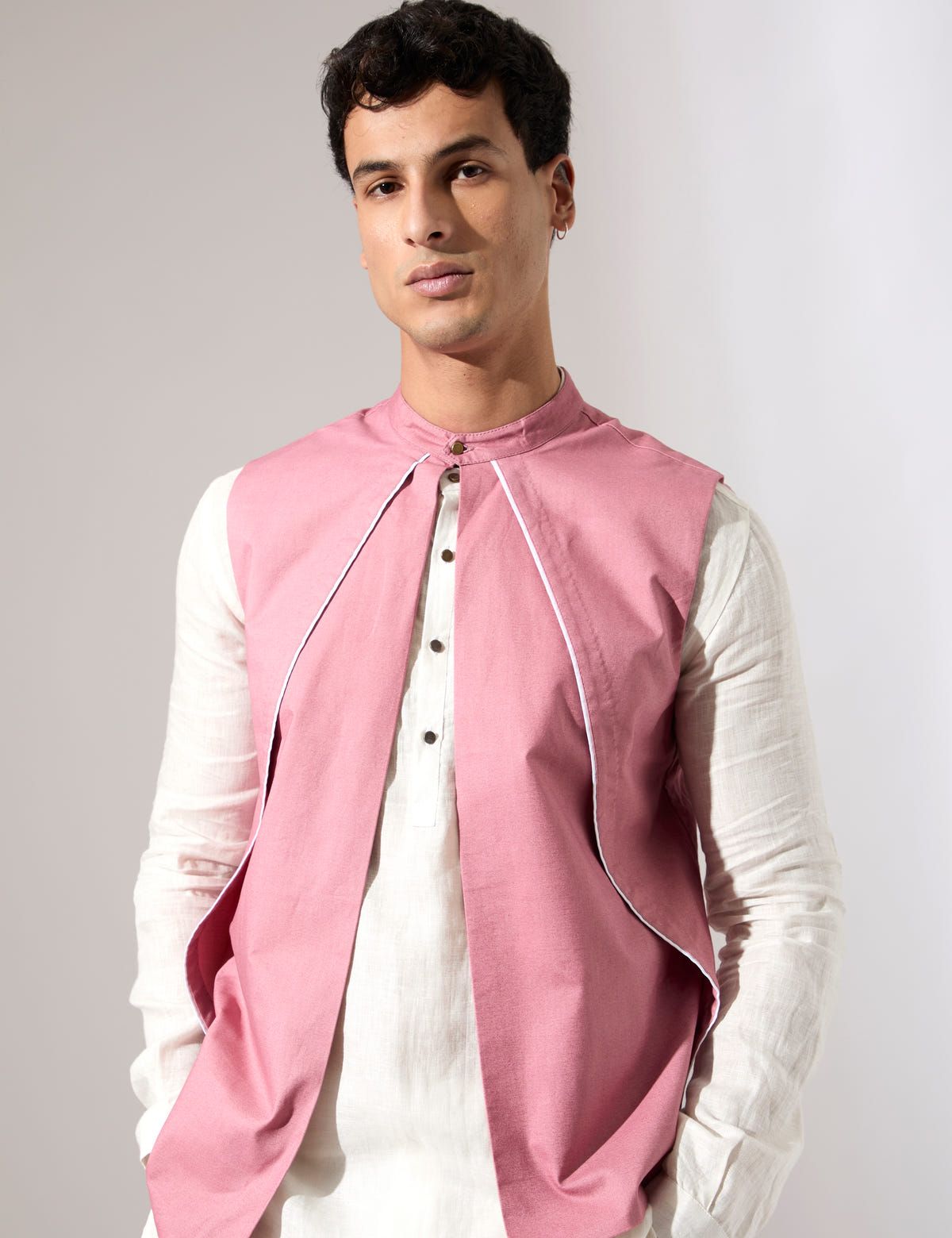 Ivan Bandi - Pink - image 5