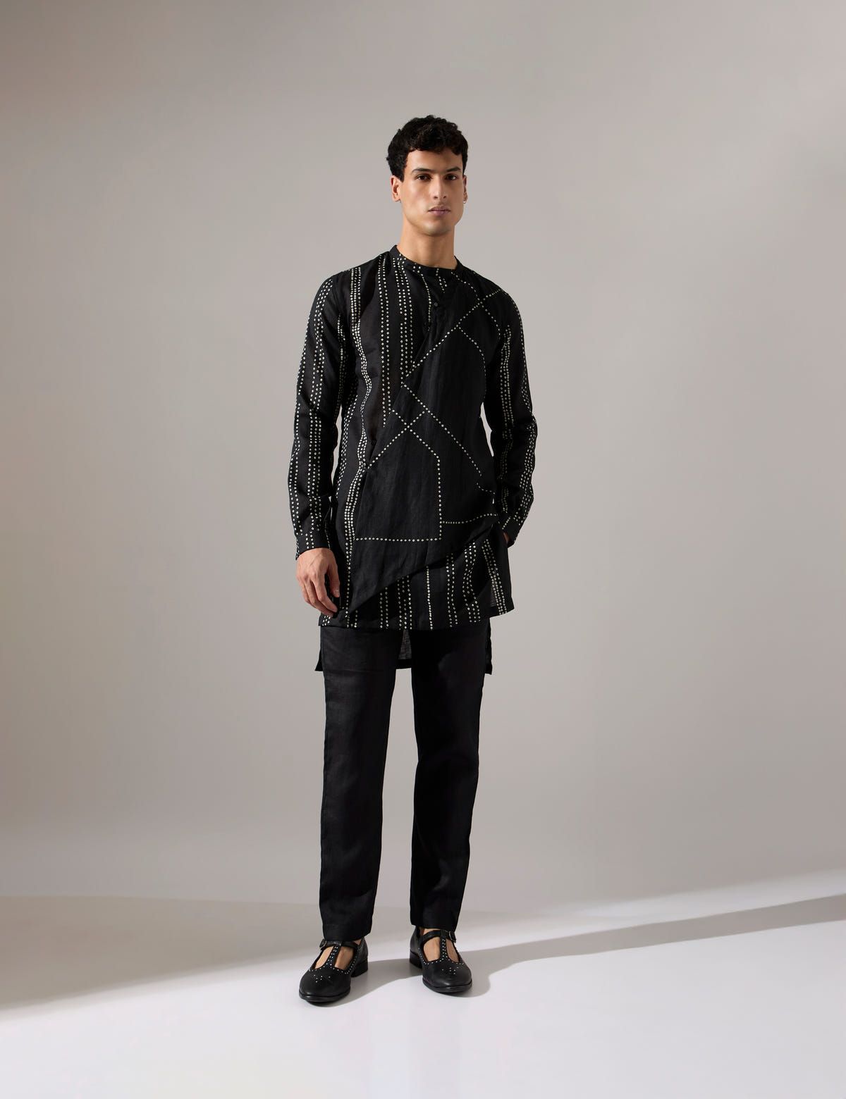Caivs Riplee Kurta Set - Black - image 3