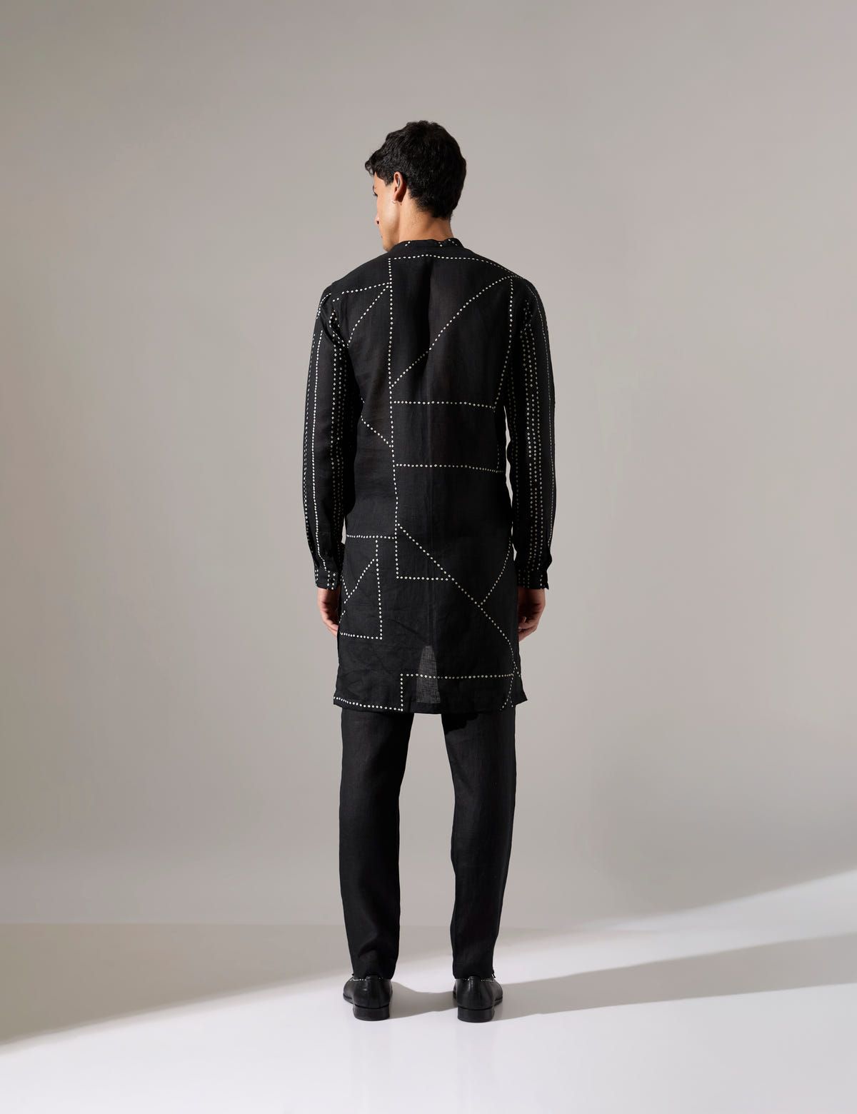 Caivs Riplee Kurta Set - Black - image 5