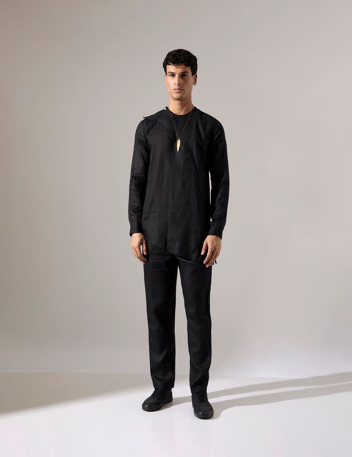 Leo Kurta Set - Black - image 2