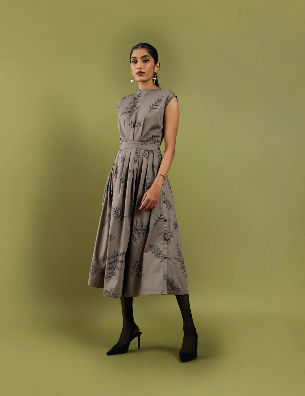 GOLD DRESS - ASH GREY - image 4