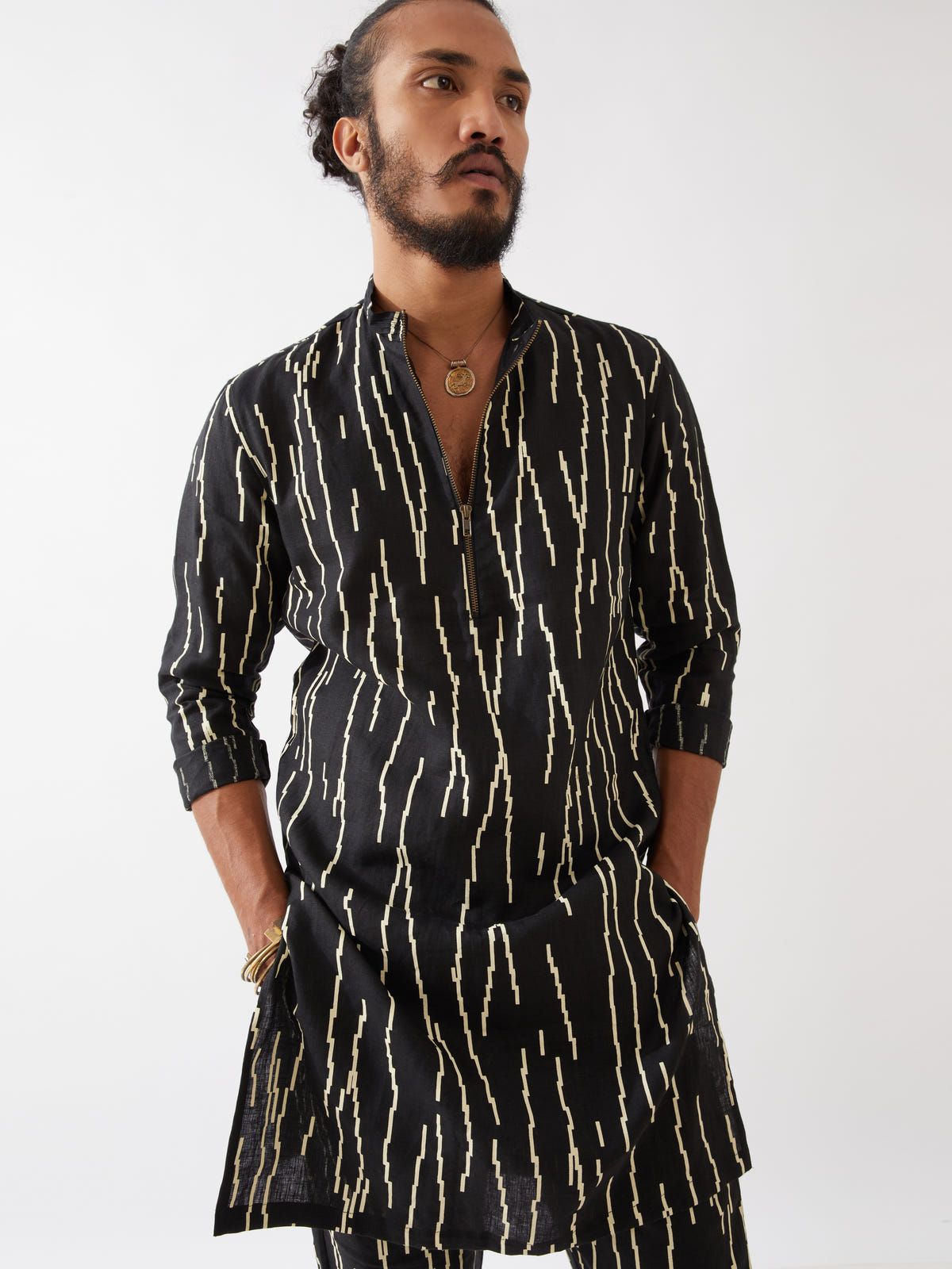 LUIS RAIN KURTA  - BLACK - image 3