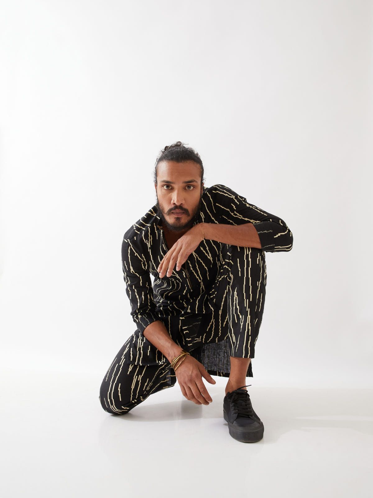 LUIS RAIN KURTA  - BLACK - image 5