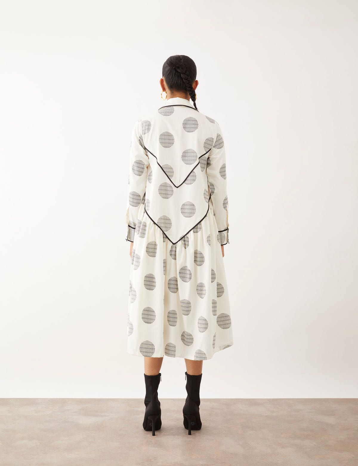 NESSA DRESS - OFF WHITE - image 4