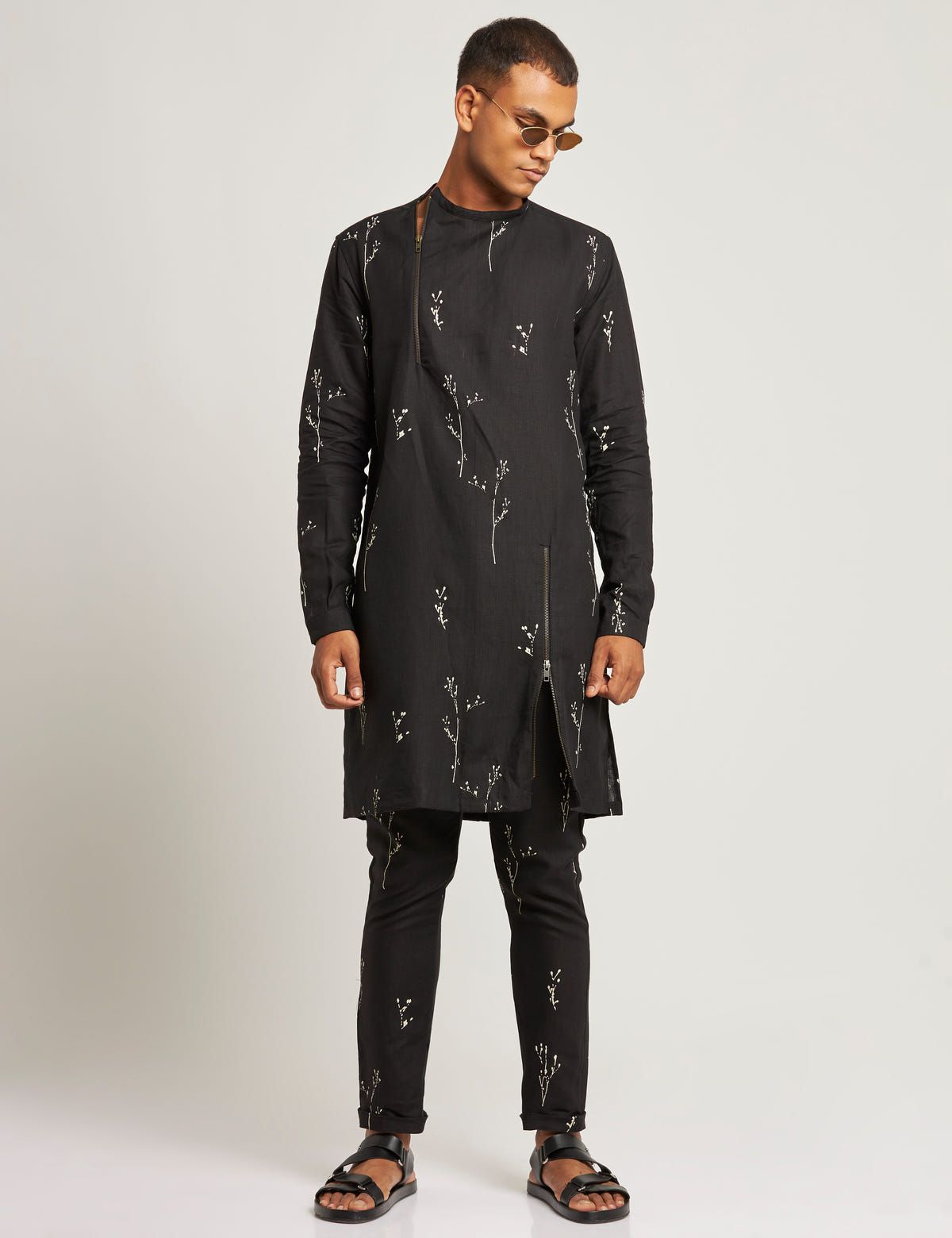 IVY KURTA BOTANY - BLACK - image 1