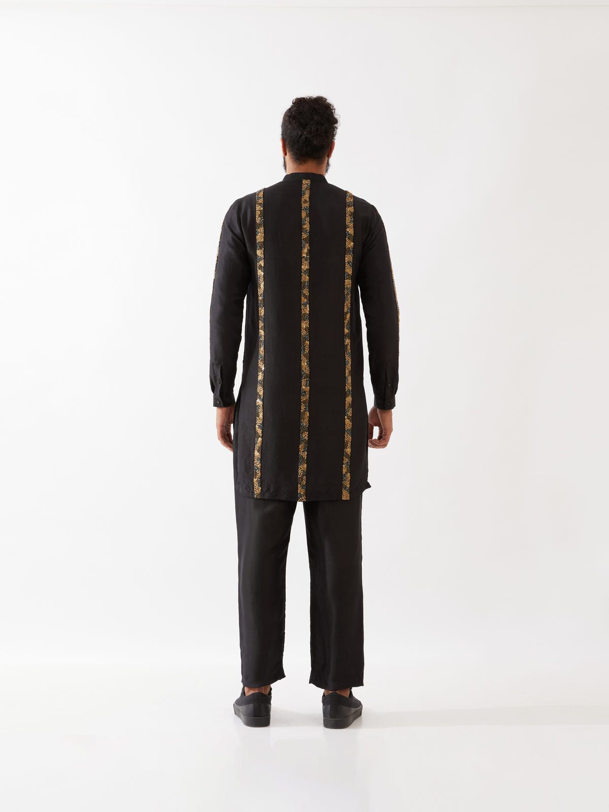 AVERY SILK KURTA SET - BLACK - image 3