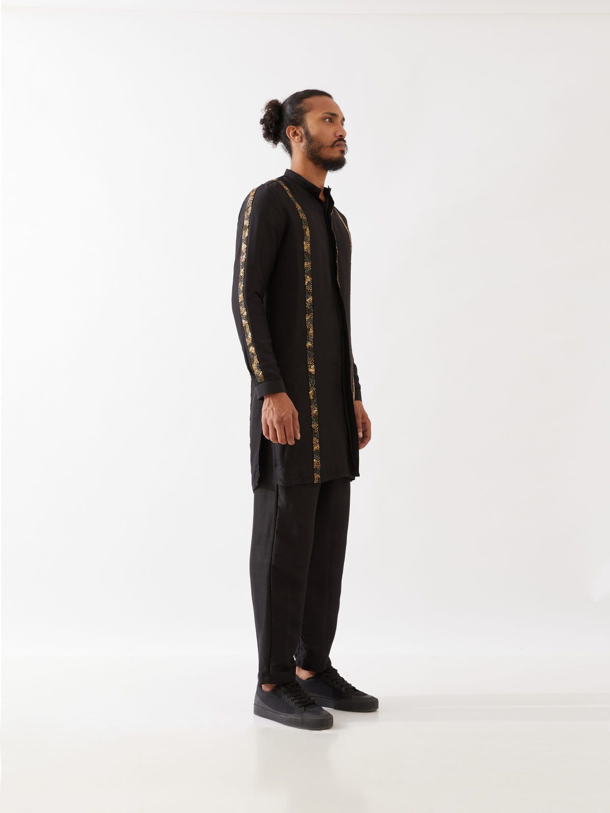 AVERY SILK KURTA SET - BLACK - image 4