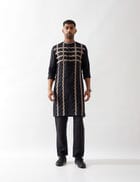 LLOYD KURTA - BLACK view 1