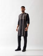 LLOYD KURTA - BLACK view 3