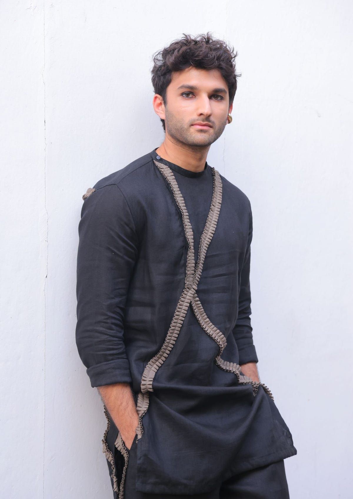 QUINTON LOOK - BLACK - image 5