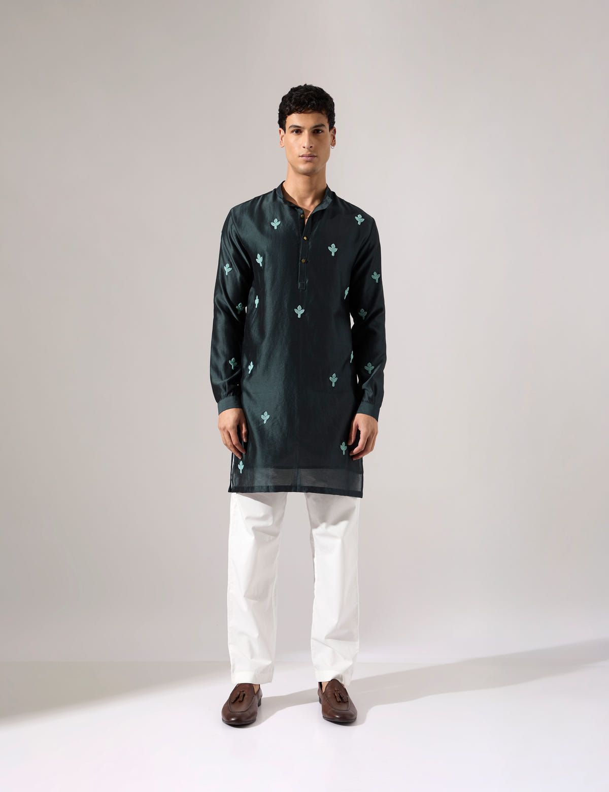 Jamie Hand Embroidered Kurta Set - Forest - image 2