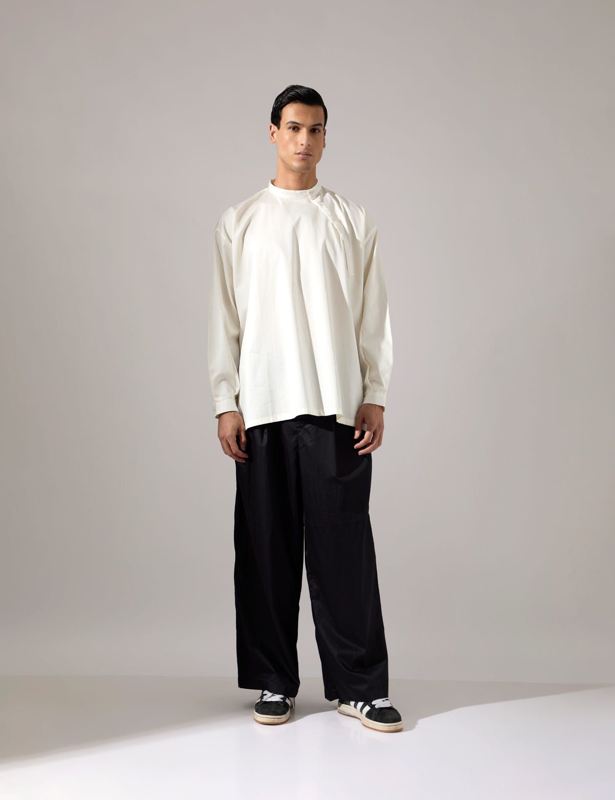 Philip Shirt - Off White - Look - image 3