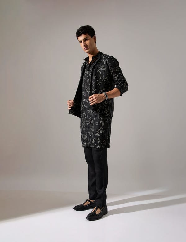 SON OF A NOBLE - SNOB — Cameron Plus Minus Bandi Look - Black