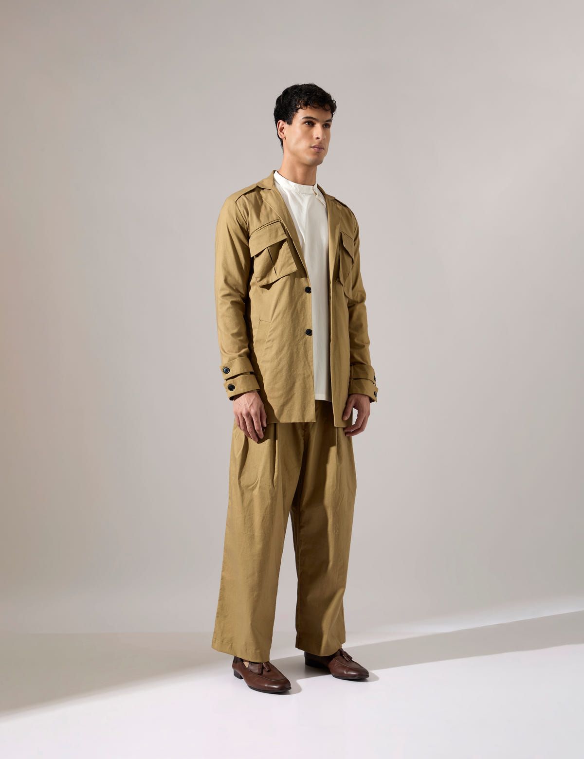 Archie Look - Khaki - image 3