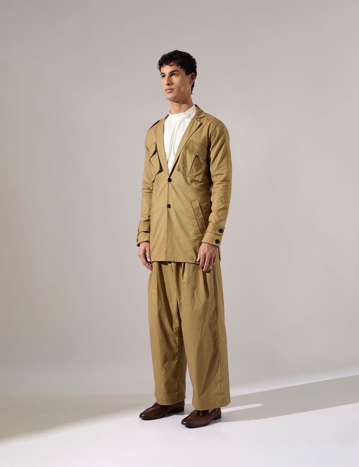 Archie Look - Khaki - image 5