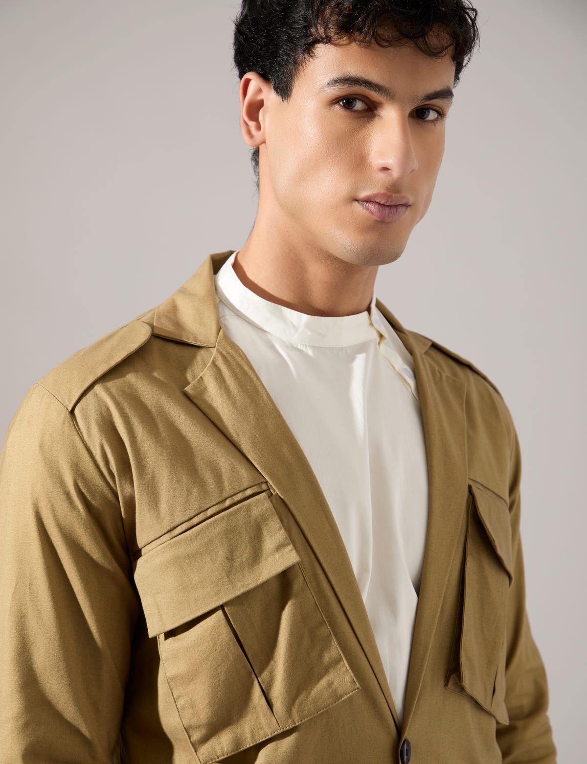 Archie Look - Khaki - image 7