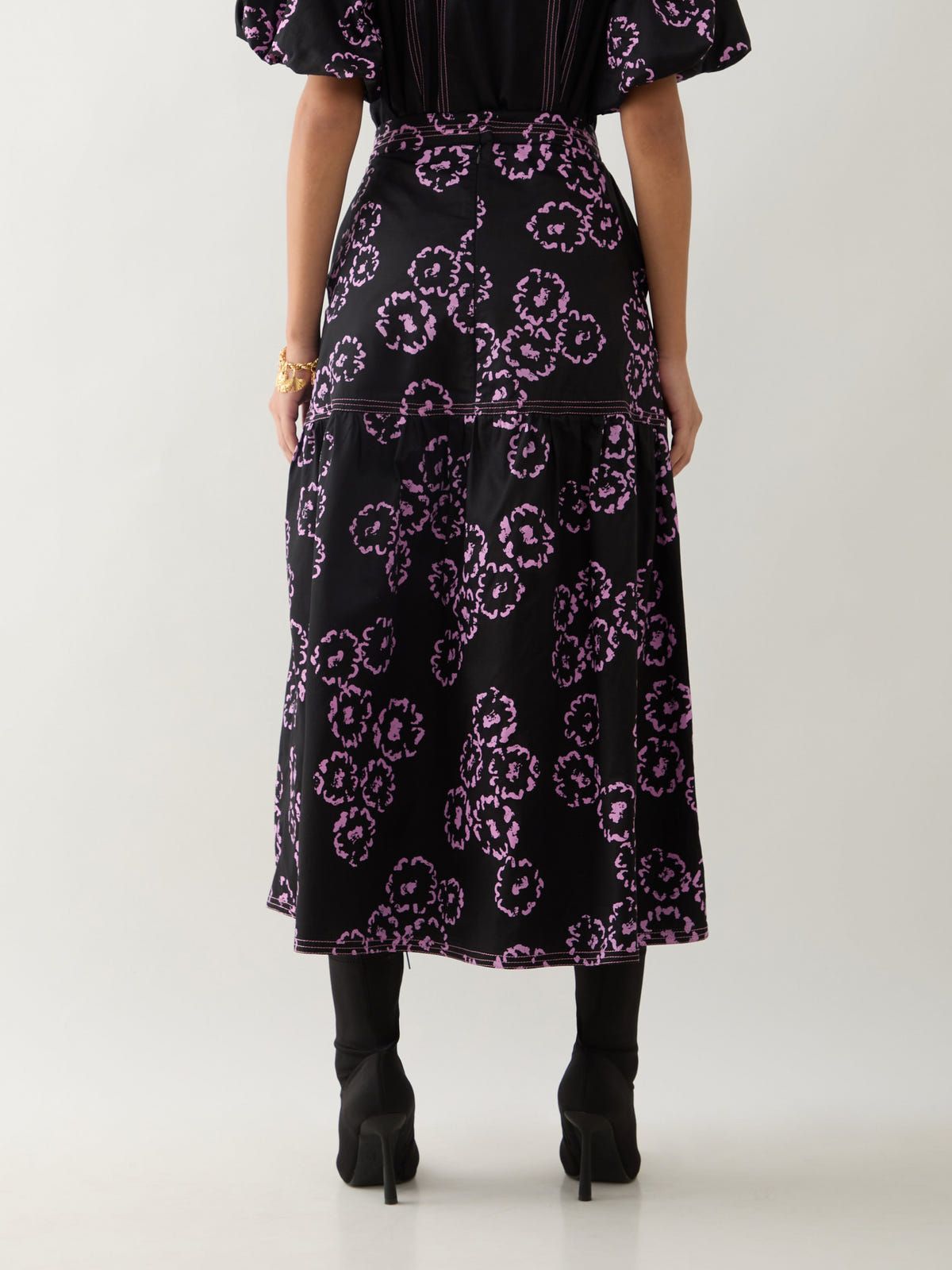 SAMUI SKIRT- BLACK - image 4