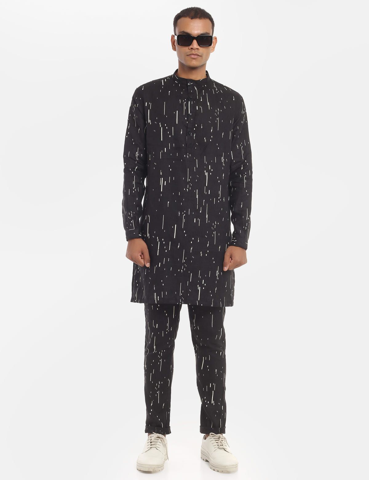 Sherwood - Kurta - Season - Black - image 1