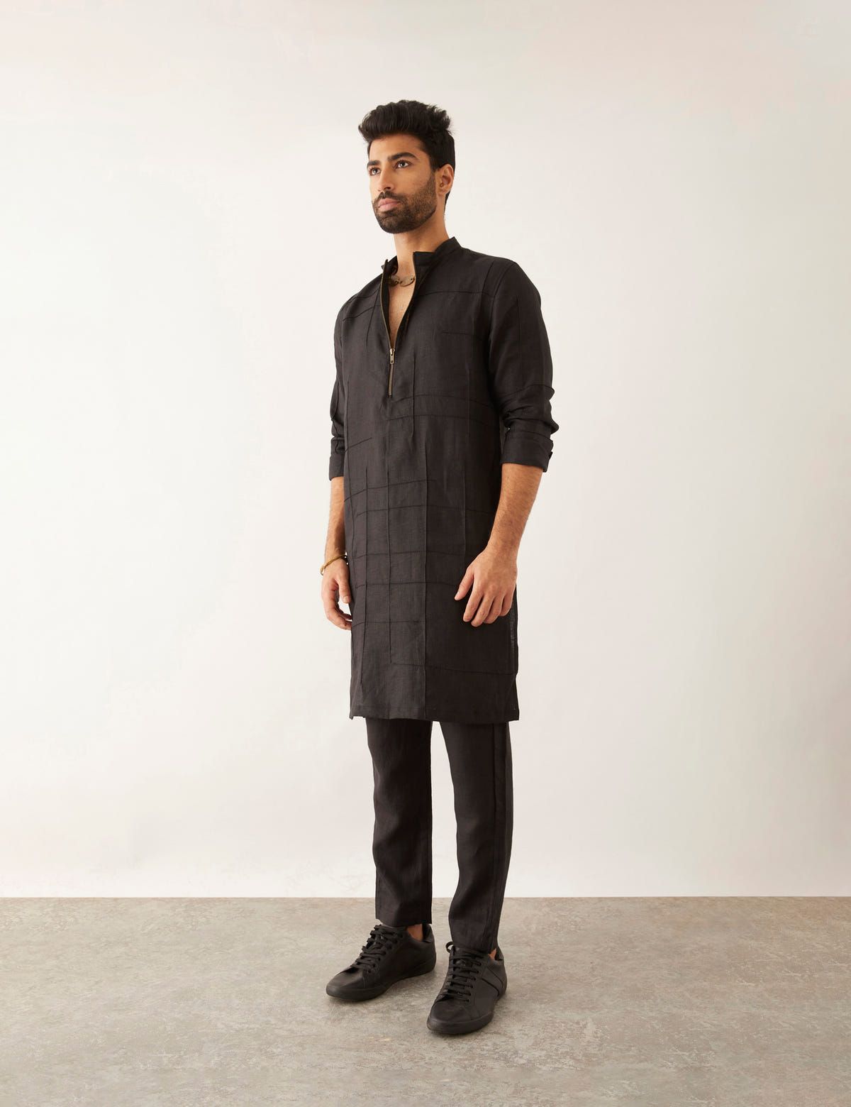 ISSA - KURTA - BLACK - image 3
