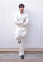EZRA LOOK - WHITE view 2