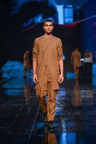 DUMKA - LOOK view 1