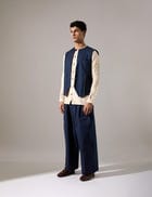 Dean Look - Navy view 3