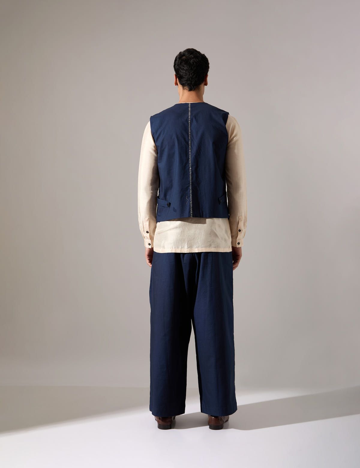 Dean Look - Navy - image 4