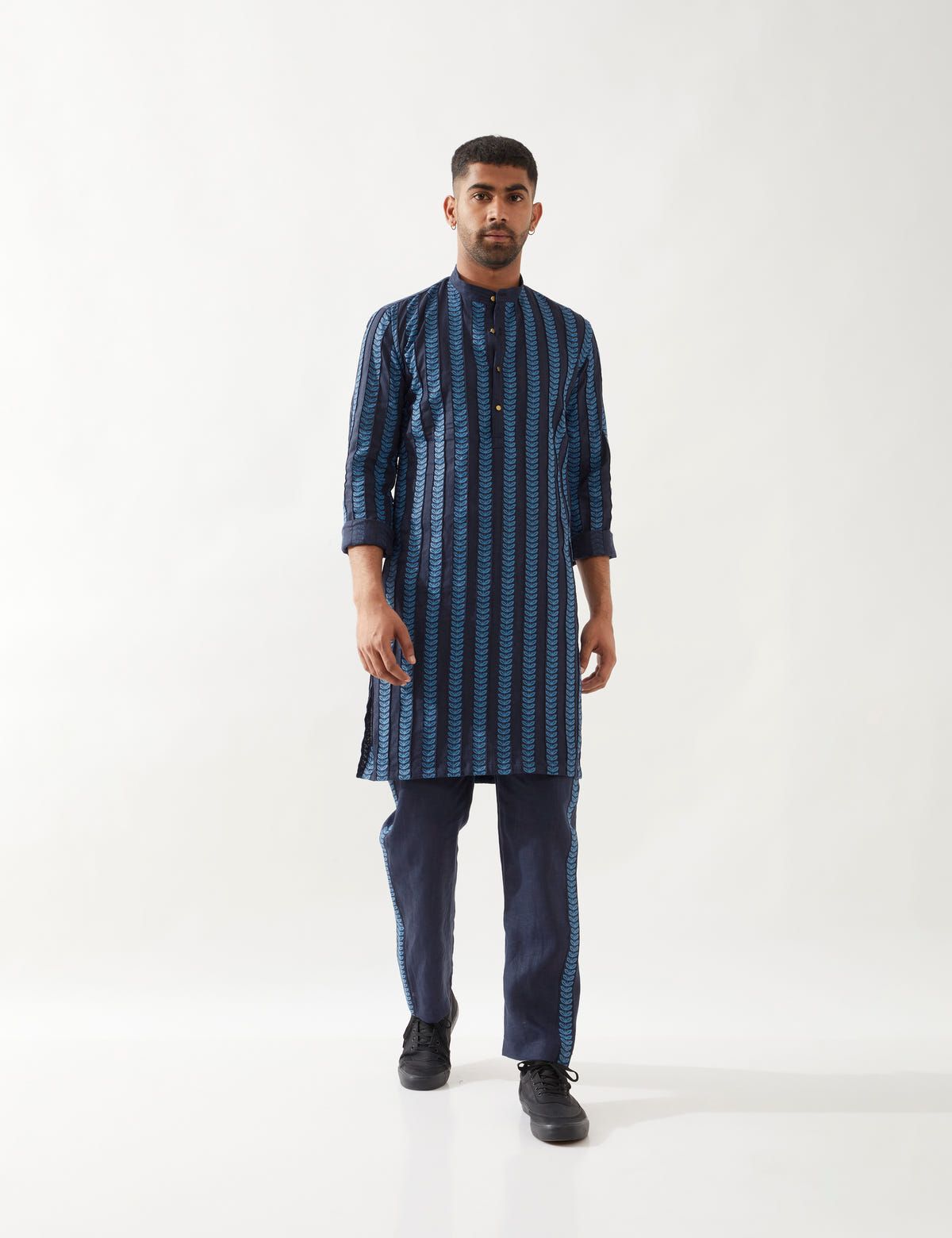 BLAKE CATKIN KURTA - NAVY - image 1