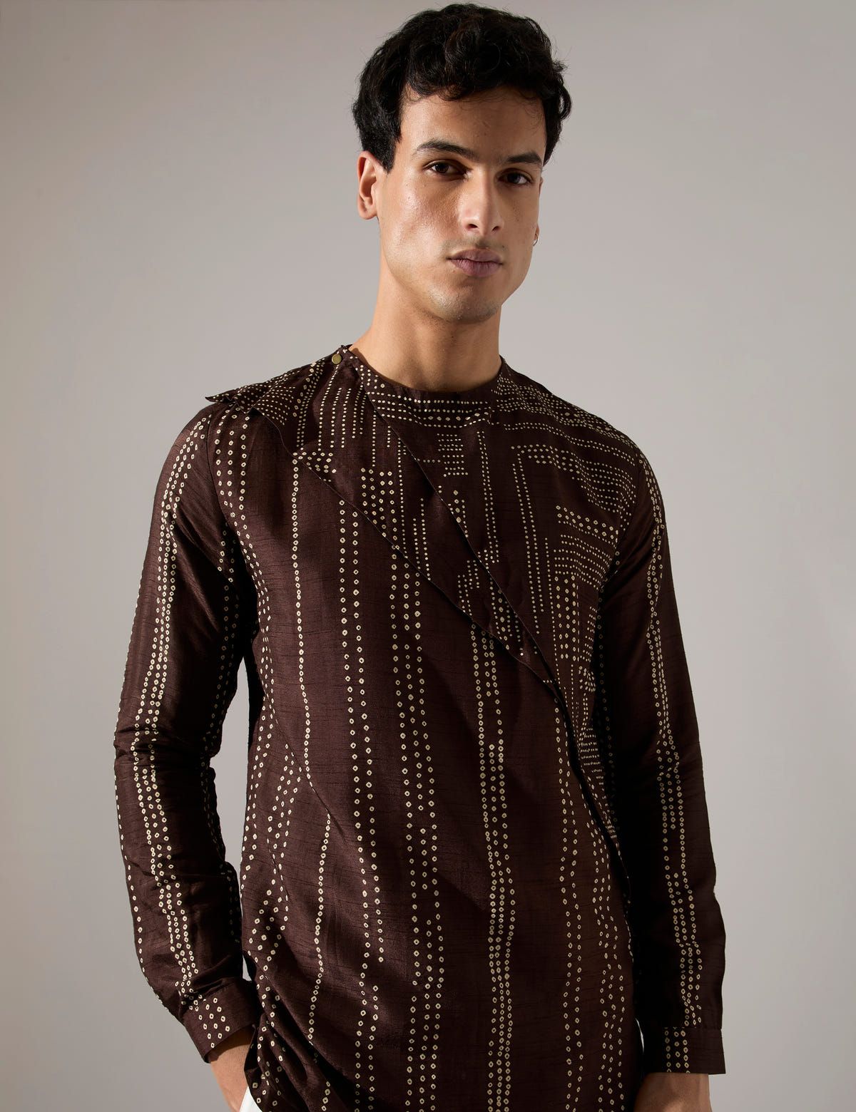 Corey Dots and Shibori Kurta Set - Bark - image 5