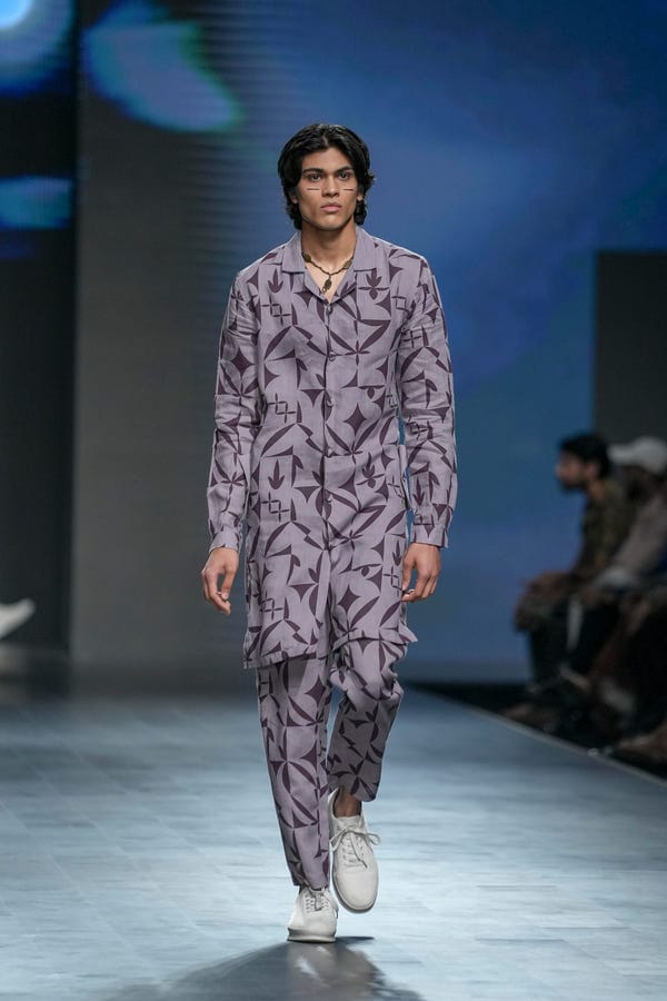 SON OF A NOBLE - SNOB — DARSHAN STENCIL LOOK - PURPLE