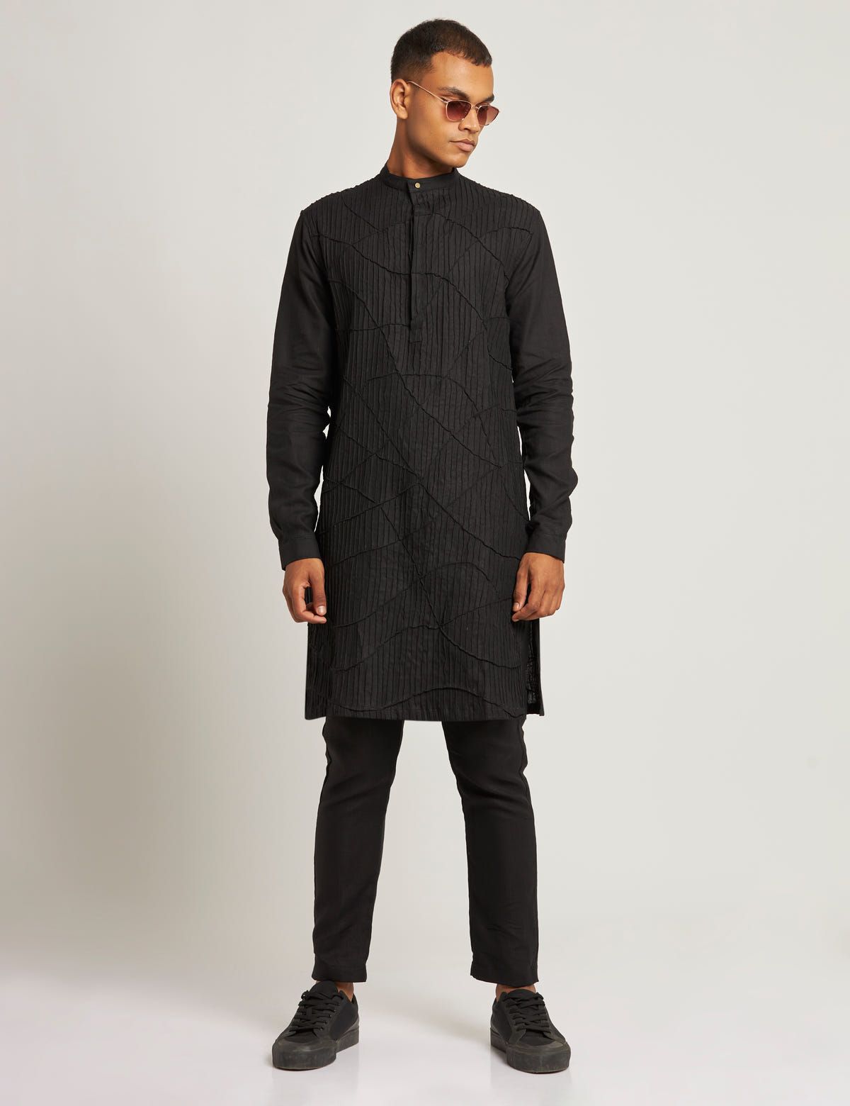 HISAR KURTA - BLACK - image 4