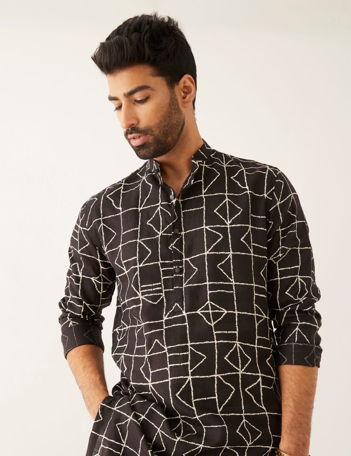 HALLES - FUZZ - KURTA - BLACK - image 1