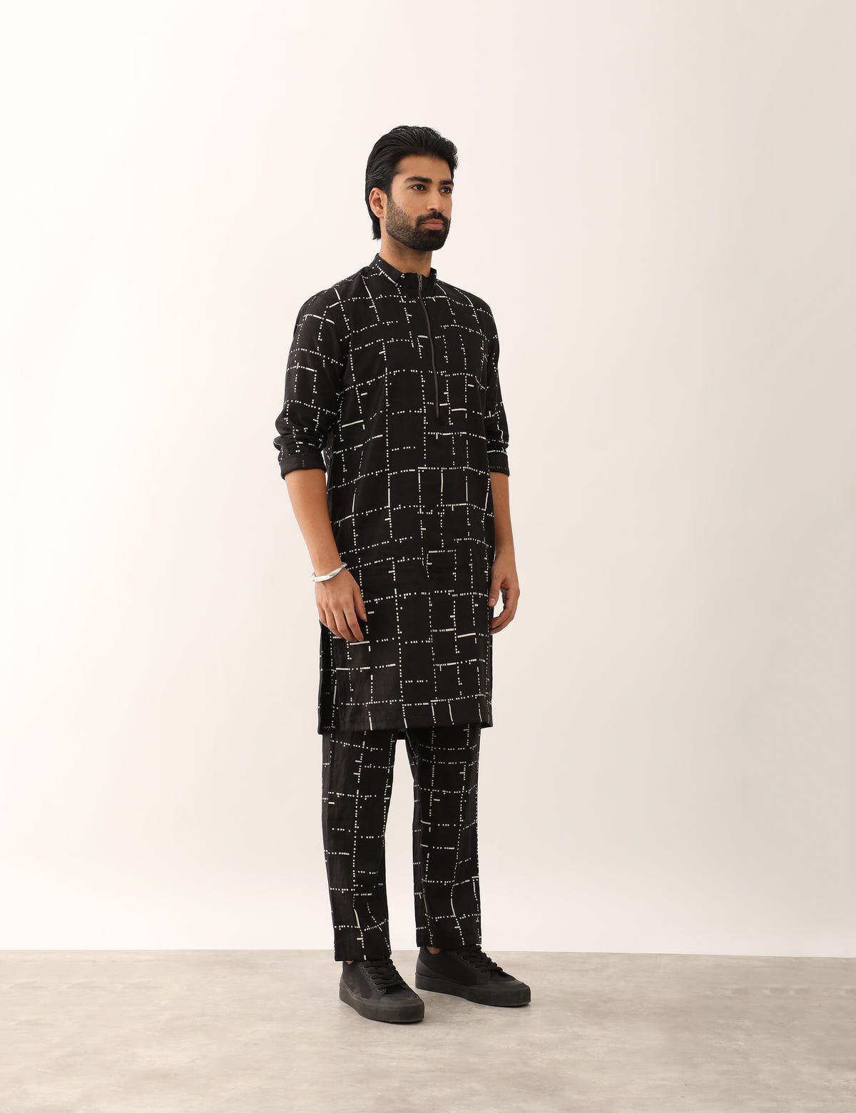 NAKUL TETRIS KURTA SET - BLACK - image 3