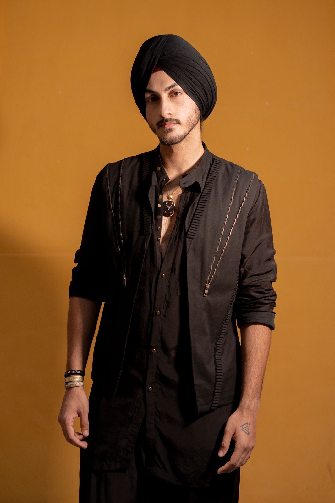 COLONEL - BLACK - image 3