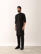 NAKSH KURTA - BLACK view 3