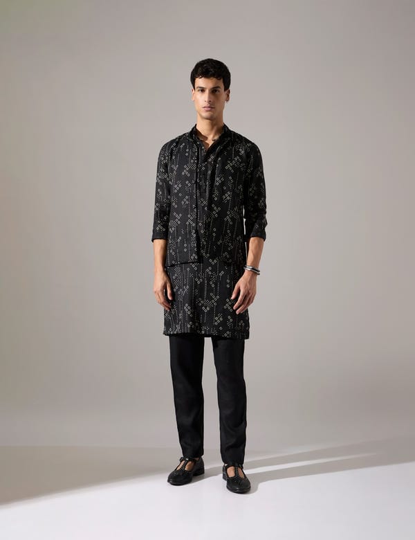 SON OF A NOBLE - SNOB — Cameron Plus Minus Bandi - Black