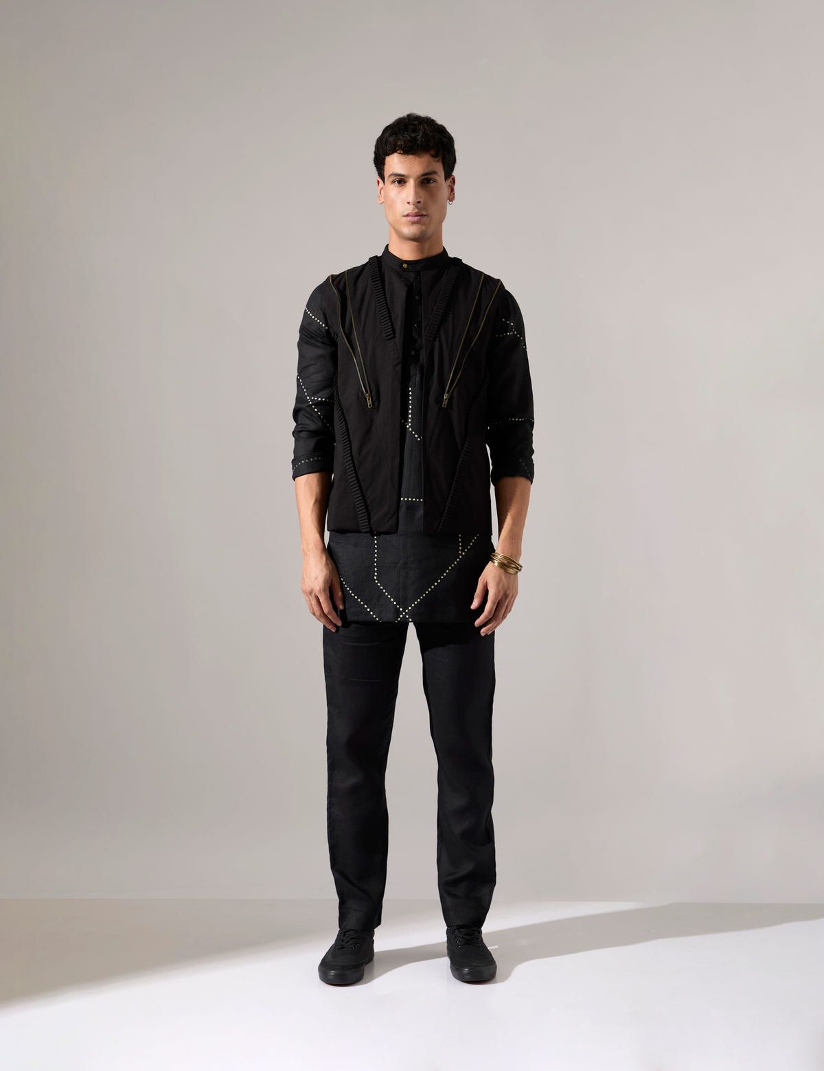Newport Look - Black - image 1
