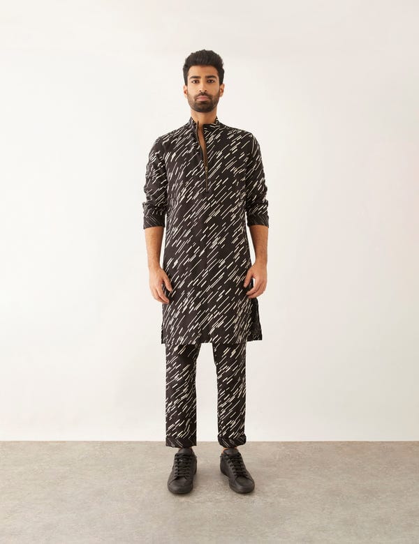 SON OF A NOBLE - SNOB — SOUK - SLANT - KURTA - BLACK