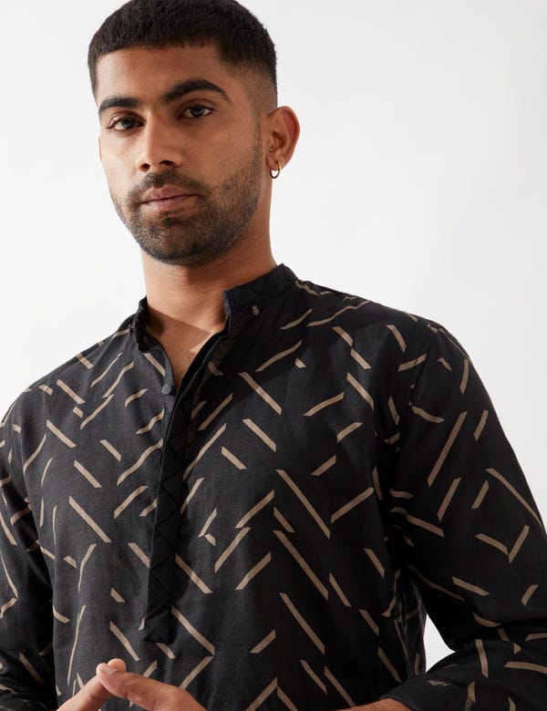 SON OF A NOBLE - SNOB — AIDEN PATHWAY KURTA - BLACK