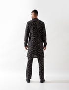AIDEN PATHWAY KURTA - BLACK view 4