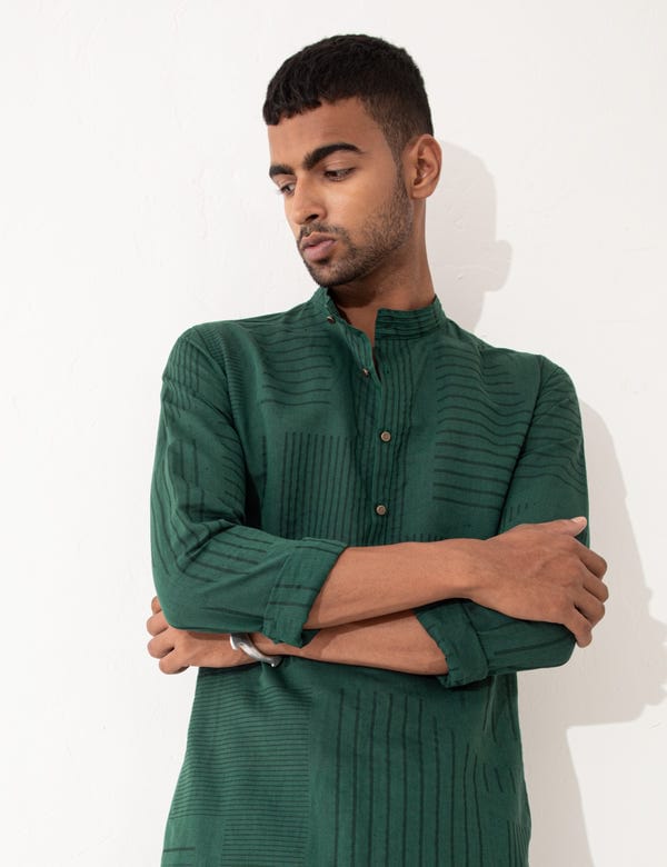 SON OF A NOBLE - SNOB — TORY REFLECTION KURTA - GREEN