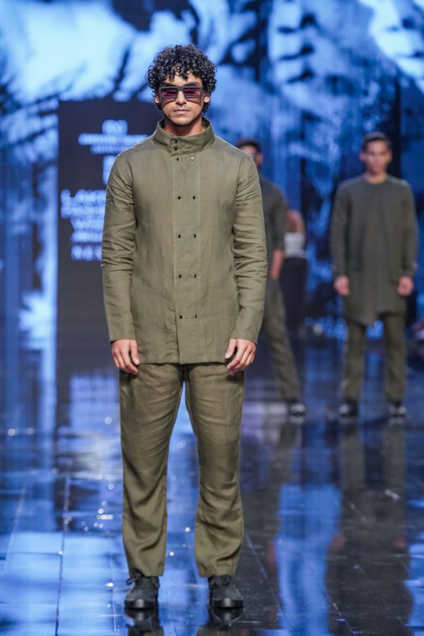 SON OF A NOBLE - SNOB — ULLAHI - LOOK