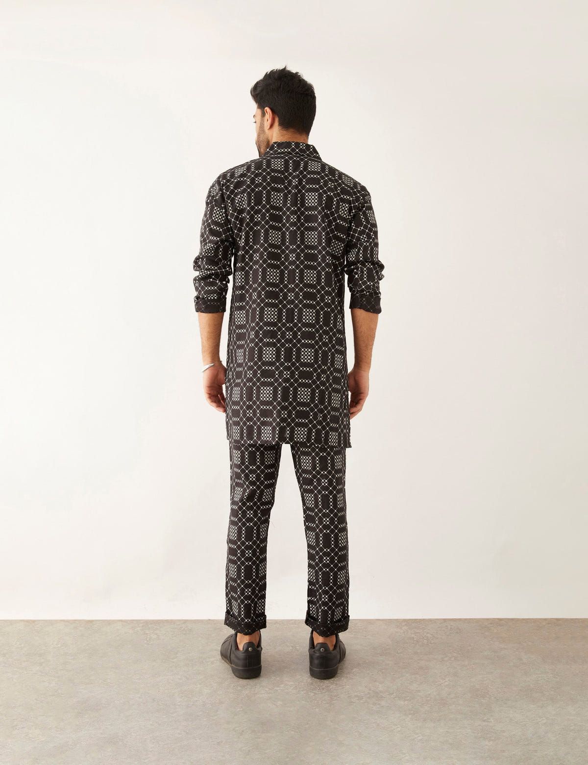 AAZZ - BALANCE TWIN - SHIRT- SET - BLACK - image 4