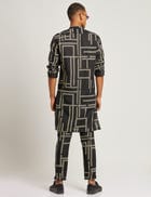 SHERWOOD KURTA MAZE - BLACK view 3
