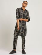SHERWOOD KURTA MAZE - BLACK view 4