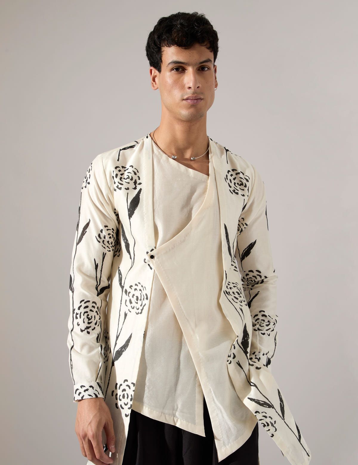 Orion Estate Kurta Set - Off White - image 5