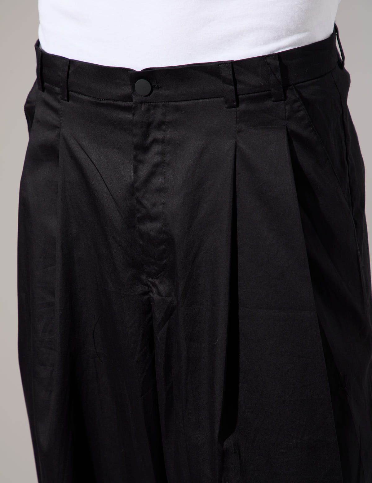 Jep Pleated Baggy Pant - Black - image 5
