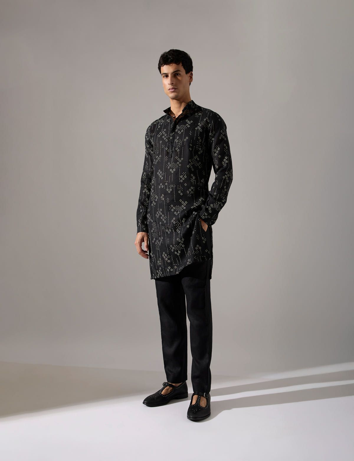 Elliot Plus Minus Kurta Set - Black - image 2