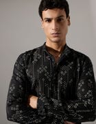 Elliot Plus Minus Kurta Set - Black view 6