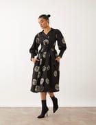 MILORI DRESS - BLACK RIPPLE view 5